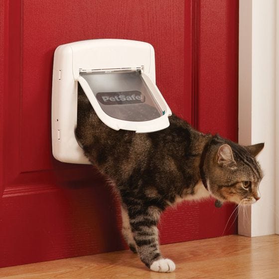 Staywell Magnetically Operated 400 Cat flap White